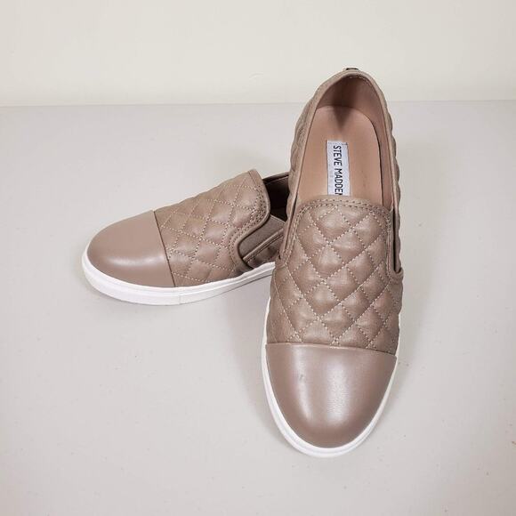 Steve Madden Zaander Quilted Slip On Sneakers Tan Leather Womens Size 9.5 - Picture 3 of 11
